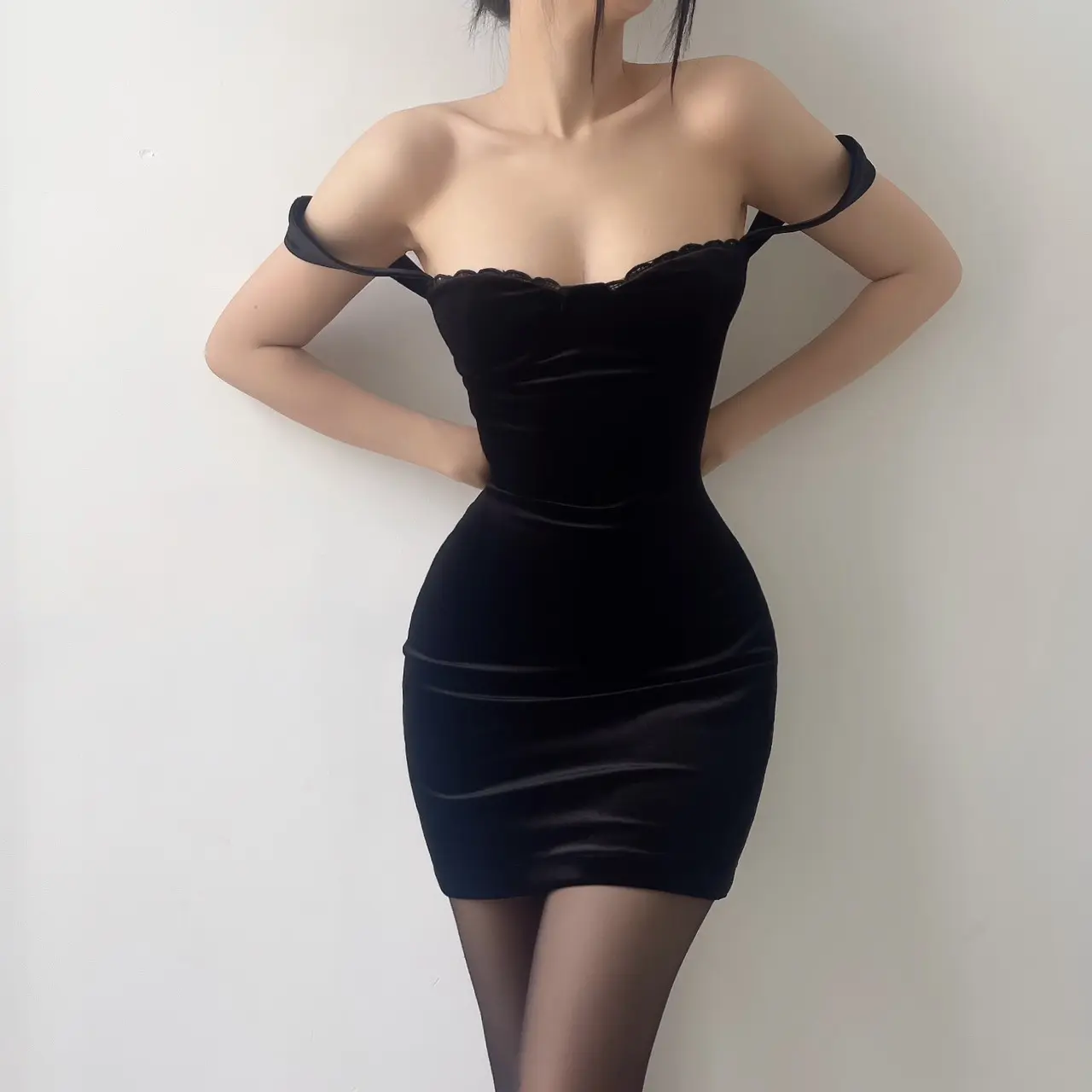[MAISEY 213] VÁY DỰ TIỆC NGẮN CHẤT LIỆU NHUNG CO GIÃN ÔM BODY GỢI CẢM Nữ Women