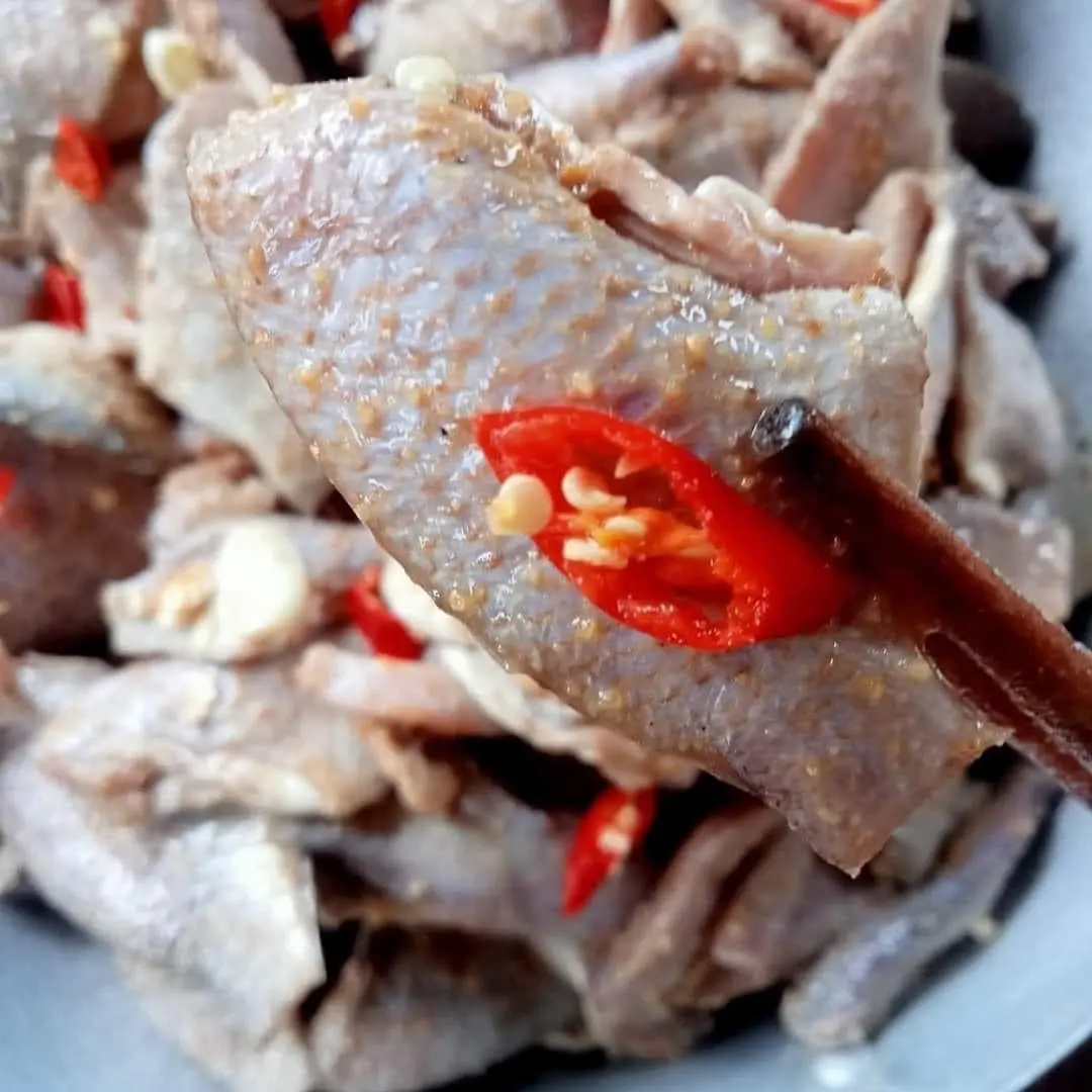 Mắm cá phi chua ca mau mềm xương