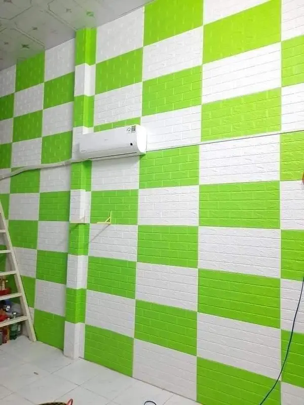 Mua 40 miếng xốp dán tường sẵn keo bóc dán đủ màu đẹp 4