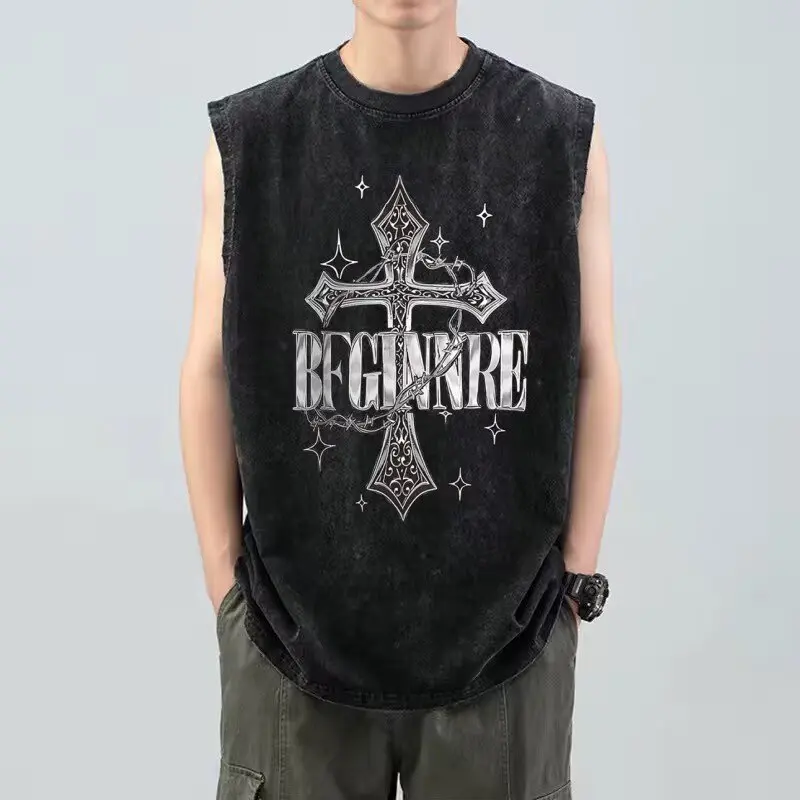 เสื้อกั๊กแขนกุด สไตล์อเมริกันสตรีท เทรนด์ฮิปฮอป พิมพ์ลาย Wash ไหล่ตก ทรงหลวม โอเวอร์ไซส์ ลำลอง อเนกประสงค์ คอกลม เสื้อชั้นใน เสื้อผ้าผู้ชาย ไซส์ M-5XL