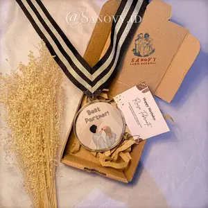 Medali Custom - Medali Kelulusan - Medali Akrilik / Best boyfriend / Wisuda Hadiah Murah Kado Unik Anniversary