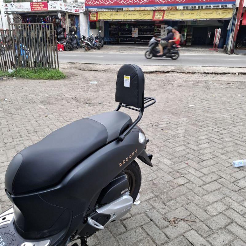 Sandaran Jok Belakang Scoopy Terbaru 2024 2025 Busa Tebal Empuk 6
