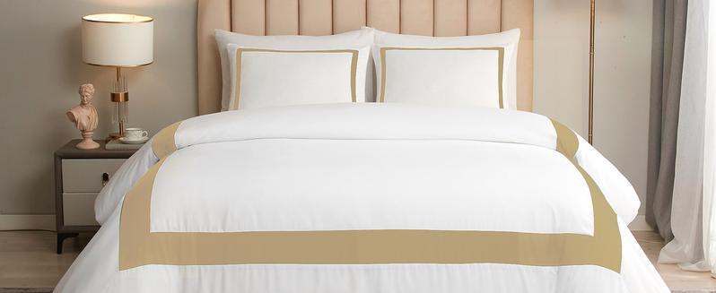 Product Introduction of Hotel Duvet Cover Set 3Pcs Microfiber Simple Line Style Bedding Set Ultra Soft Quilt Cover Set with Pillowcases, Navy, King 5