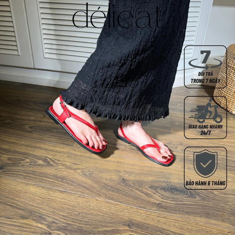 Giày sandal nữ Délicat quai xỏ ngón phối quai hậu xinh xắn D197