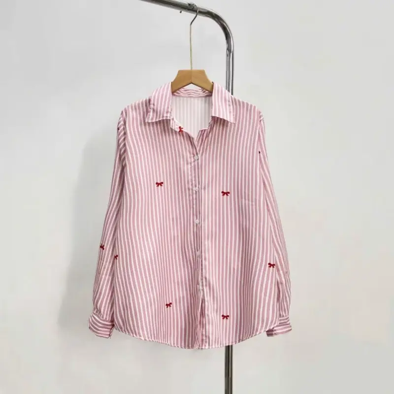 Áo sơ mi lụa tay dài sọc in nơ form rộng