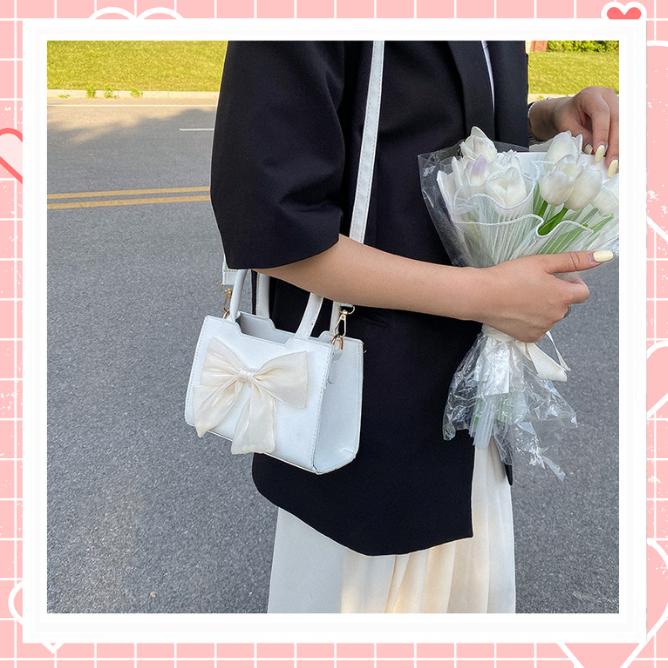 Túi xách nữ đeo chéo da trơn phối nơ lụa xinh xắn L55 Bag Nhung Kem 2