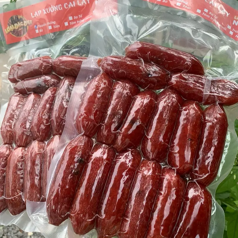 1 KG ( 2 gói ) LẠP XƯỞNG HEO SẤY KHÔ nhà cô Hoà , đóng gói + hút chân không cẩn thận 6