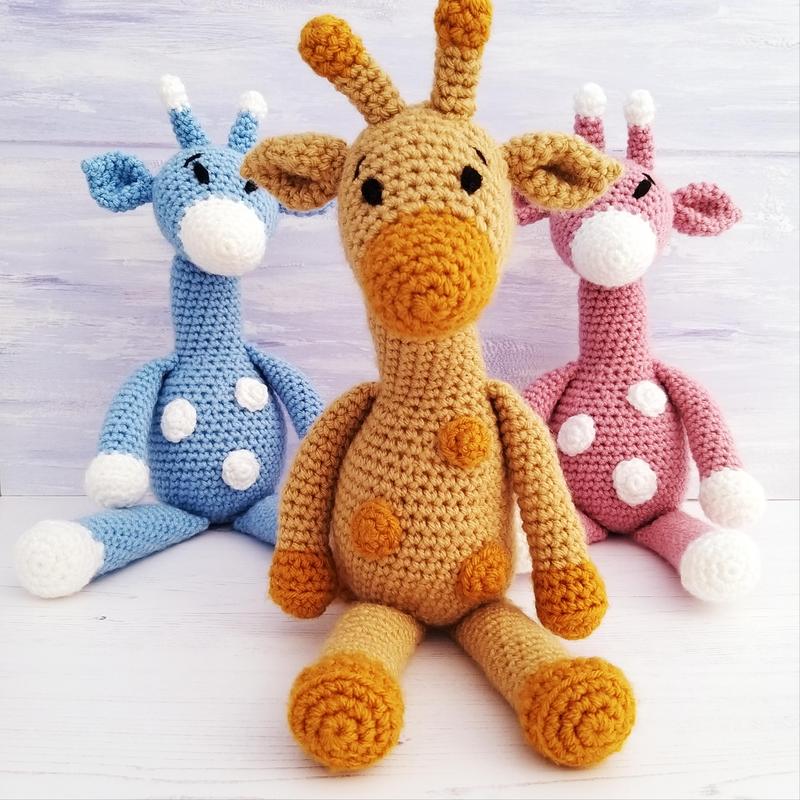 Aimee the Giraffe Crochet Kit - Amigurumi Toy DIY Crochet Kit 2