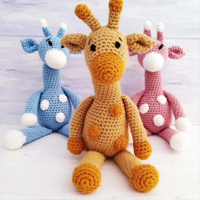 Aimee the Giraffe Crochet Kit - Amigurumi Toy DIY Crochet Kit 2