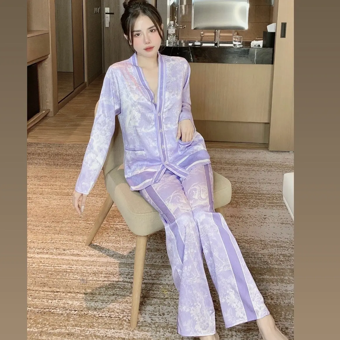 Đồ bộ mặc nhà (lụa xước) cổ v nhiều màu Pijama nữ Women