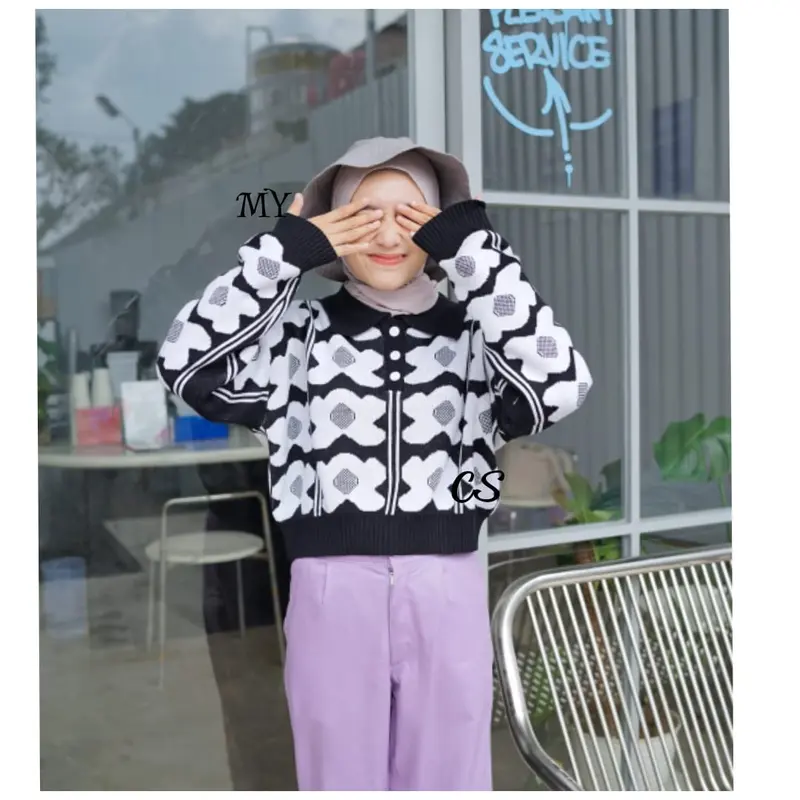 Sweater Rajut Wanita Amelia Daisy Blouse 4