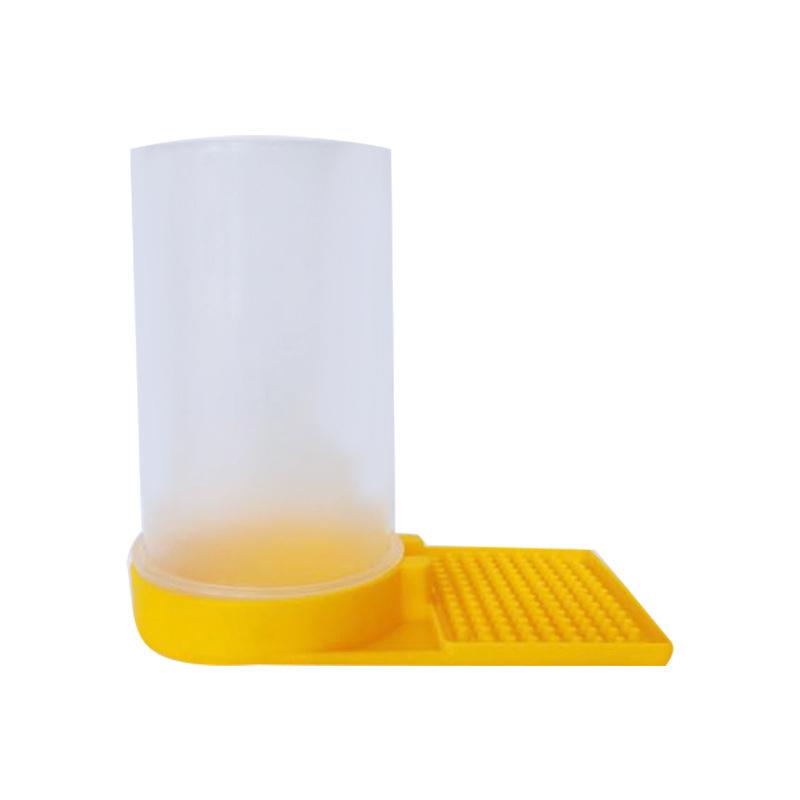 Product Introduction of Bee Drinking Water Waterer Feeder Beekeeping Honey Bee Feeders Watering Bees Tools Supplies Feeding Plastic Bee Drinker Tool 7