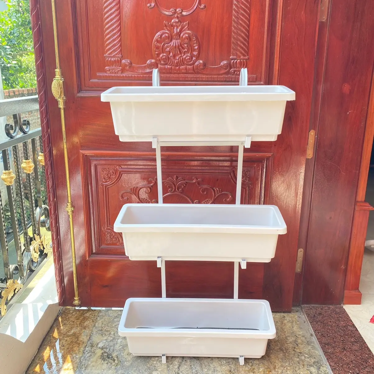 COMBO Chậu trồng rau và Kệ sắt 3 tầng treo ban công, giá treo chắc chắn, tiết kiệm diện tích ban công, phù hợp chung cư