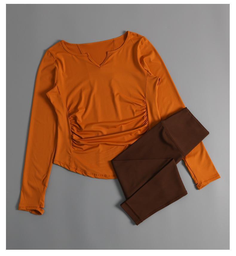 Product Introduction of Loose Breathable Fitness Set + Suitable for Running and Yoga + For Adult Women + Long Sleeve V-neck T-shirt Cover + Features Quick-dry Comfort + Light and Airy 10