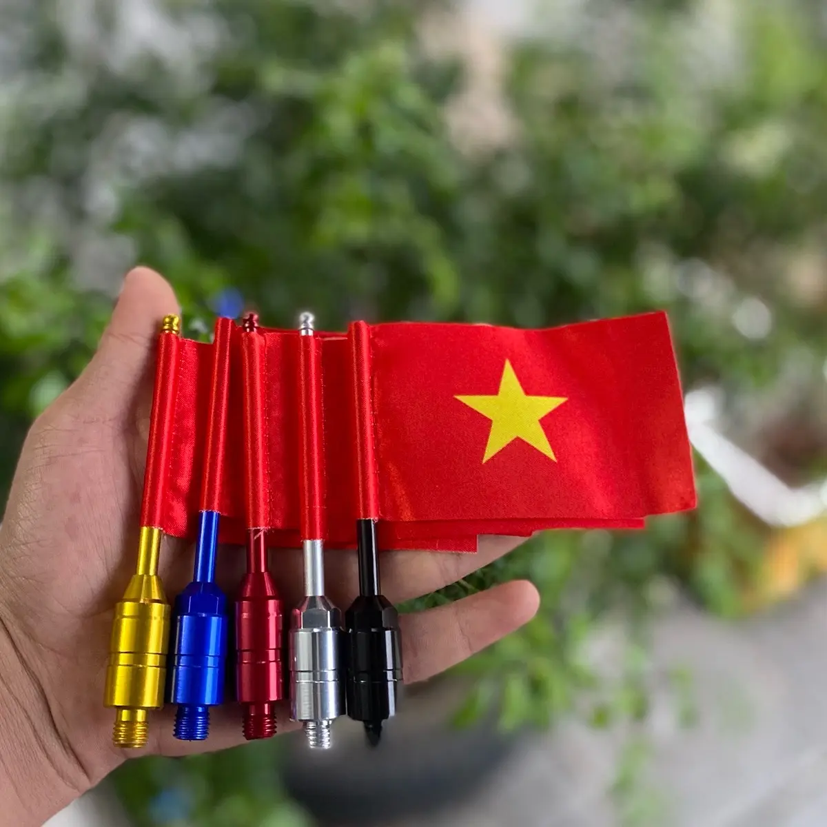Ốc Chân Kính Cột Cờ Hình Lá Cờ Việt Nam Phụ Kiện