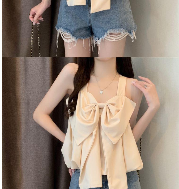 Product Introduction of Tiktok Hot Sale French Sweet Bowknot Loose Small Sling Vest Women's Inner Wear Summer Niche Design Outer Wear Short Top 13
