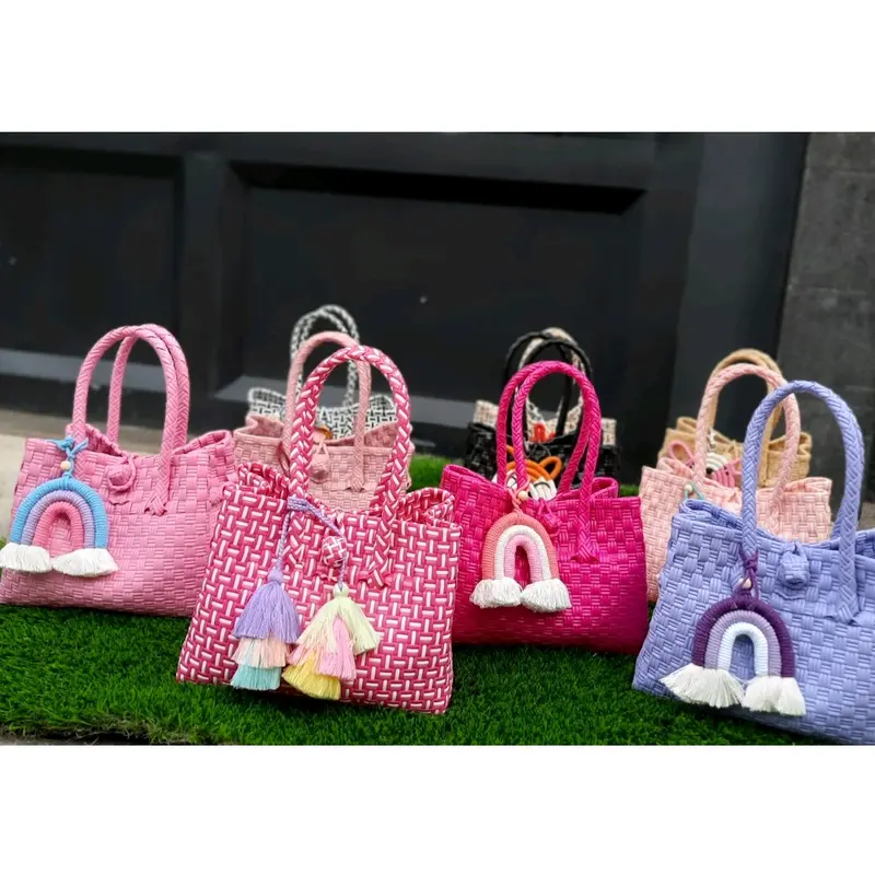 120.000 dapat 5 TAS ,TANPA AKSESORIES, WARNA RANDOM no request, no komplain) size S mini Hitam 6