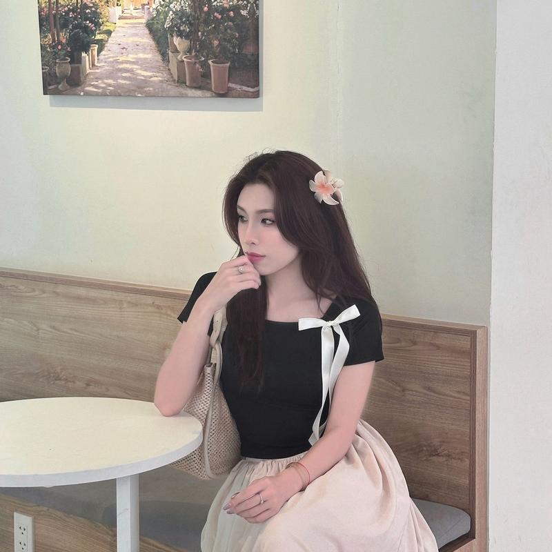 Áo babytee ôm gọn basic tặng kèm cài nơ dài có minisize và bigsize Phương Phương House đỏ baby tee cho bigsize Nữ Top Women