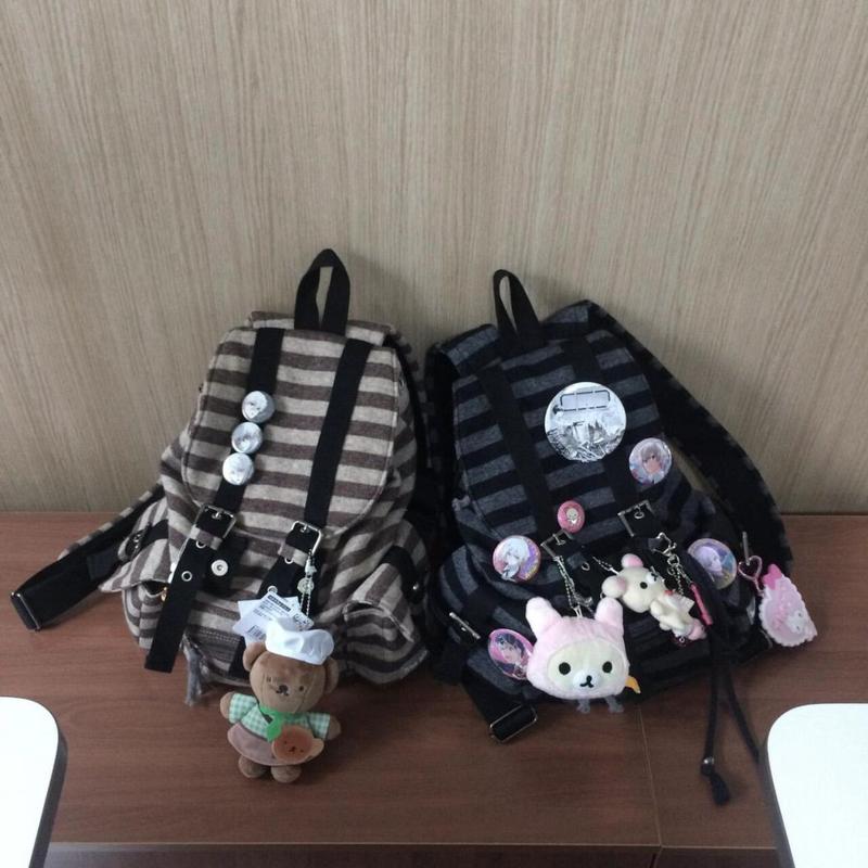 Product Introduction of Newjeans Same Tensedance Korean Flat Stripe Machine Can Casual Plaid Backpack Large Capacity 2