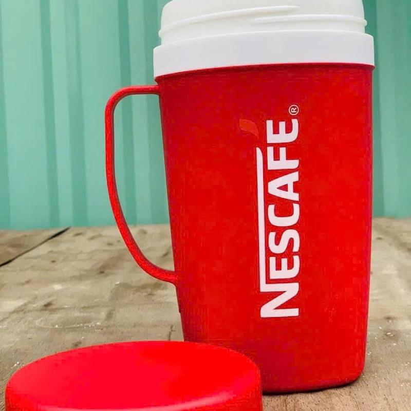 ️️CA ĐÁ GIỮ NHIỆT NES-CAFE 1LÍT   SET 2 CÁI #65kkk ( giá rẻ xỉu)  HKM NESCAFEE lâu lâu mới có đợt , mùa này nắng nóng quá ce múc ngay mấy cái cho gđ nhennn   - giữ nước nóng hay lạnh hoặc nước đá... - đựng trà, cafe, ép hoa quả, detox… 0