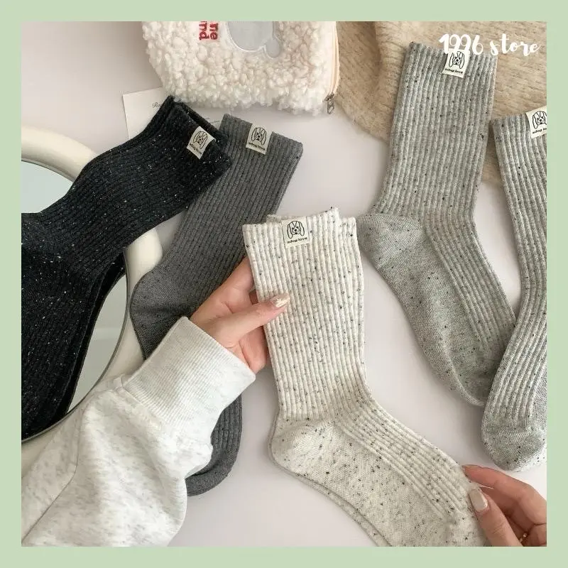 Tất cổ cao màu ghi, xám tag cún. Tất cao tới bắp chân cho nữ Mekki Menswear