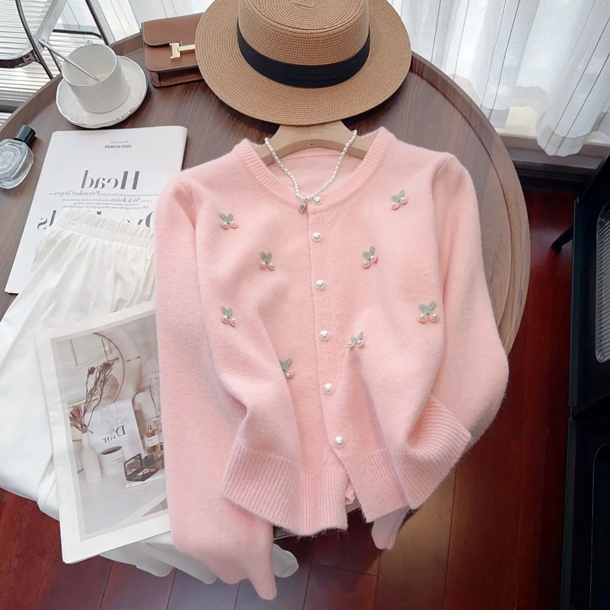 2024 Spring and Autumn Korean Sweater Knitted Cardigan French Sweet Gentle Soft Glutinous round Neck All-Matching Anti-Aging Sweater Coat Knitwear Womenswear Tops Lingerie Knitting Comfort