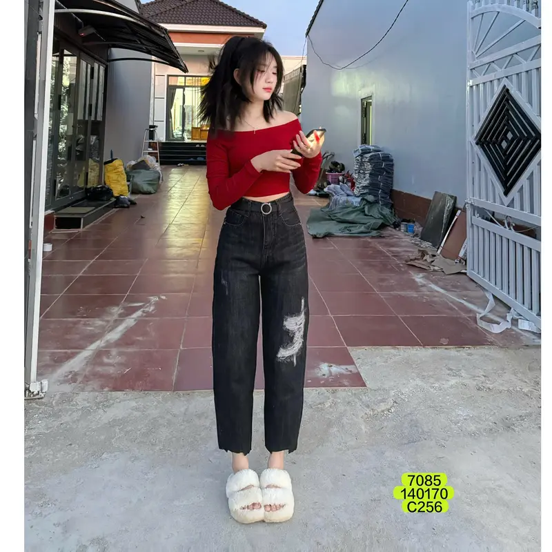Quần Baggy Jean (Thêu chữ M) Lưng cạp cao, Ống suông vải Jean loại 1 7