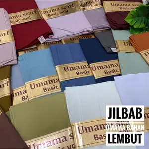 UMAMA HIJAB SEGIEMPAT BASIC VOAL UMAMA POLOS BEST SELLER Bahan Polyester Katun Nyaman Ukuran 110 x 110 cm Warna Polos Terbaru Terlaris