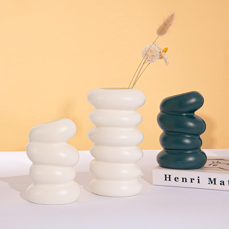 Product Introduction of Flower Creative Plastic Vase Plant Flower Hydroponic Vase Home Decor Vase Desktop Ornament 5