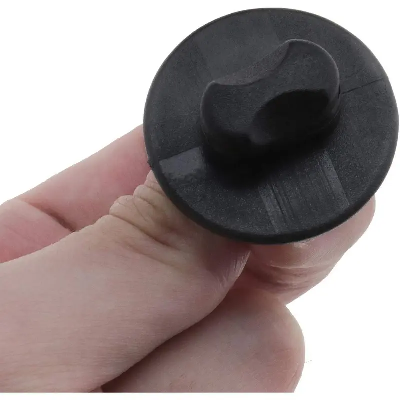 4 Pcs Car Mat Cilp 3D0864851B41 3D08645214PK 3D0864200A71N Vehicle Carpet Clip Fixing Grips Clamps Car Hook Loop Screw Black 28mm Automotive 7
