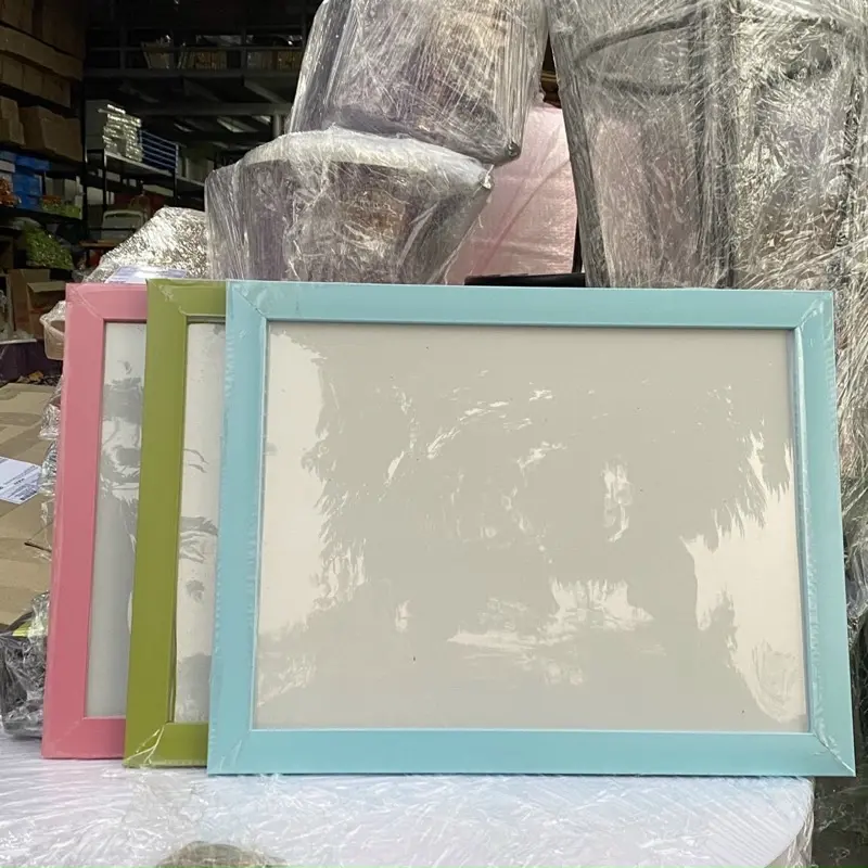 Khung ảnh treo tường (kích  thước 21x30, 26x36, 26x38,30x40)Mặt Mica trong suốt, sang trọng