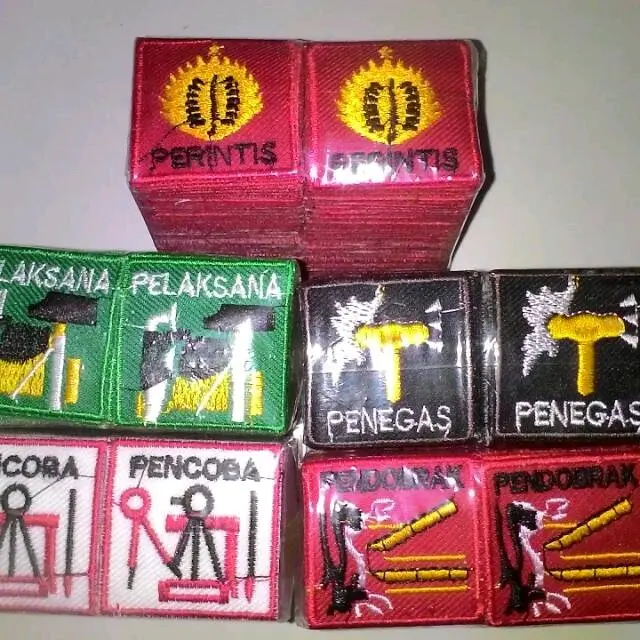 bed sangga pramuka bordir(10 pcs)