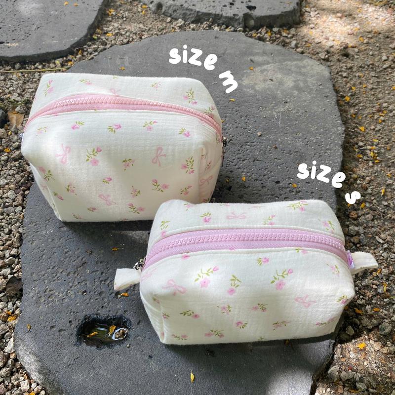 Bé Điệu Pouch / Hộp bút đựng đồ makeup mỹ phẩm, vật dụng cá nhân chần bông đứng form 3 size