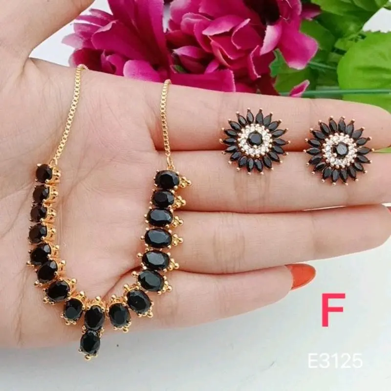 set Perhiasan lapis emas wanita permata zircon hitam 0