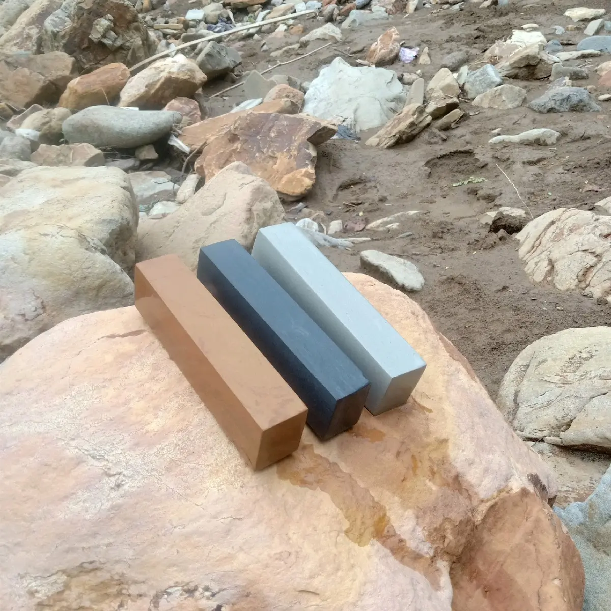 ASAHAN KANG AHMAD Batu asah asli alam 1 set isi 3 batu dengan kekasaran batu yang berbeda ukuran 15x3x3cm