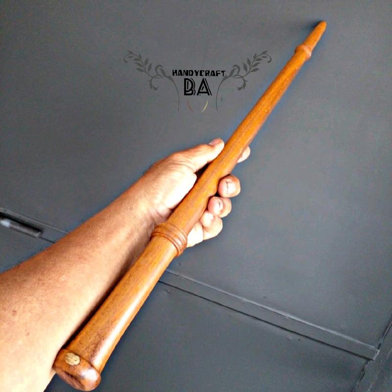 tongkat komando / kayu Cendana panjang 60cm Harum natural 1