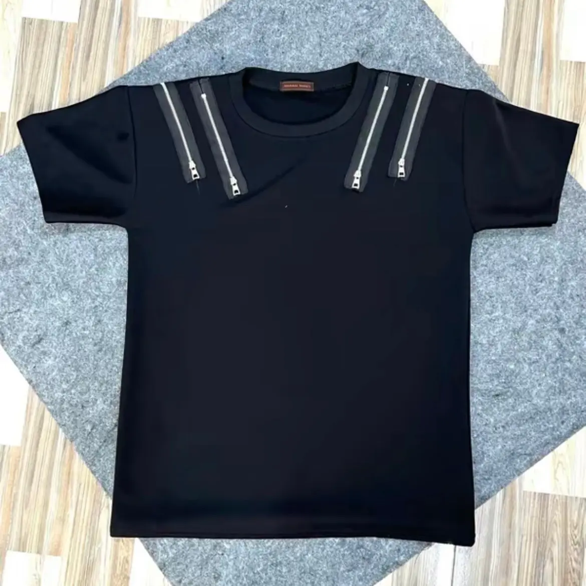 Áo thun cổ tròn nam nữ Top menswear Unisex, 4 khóa, 2 màu