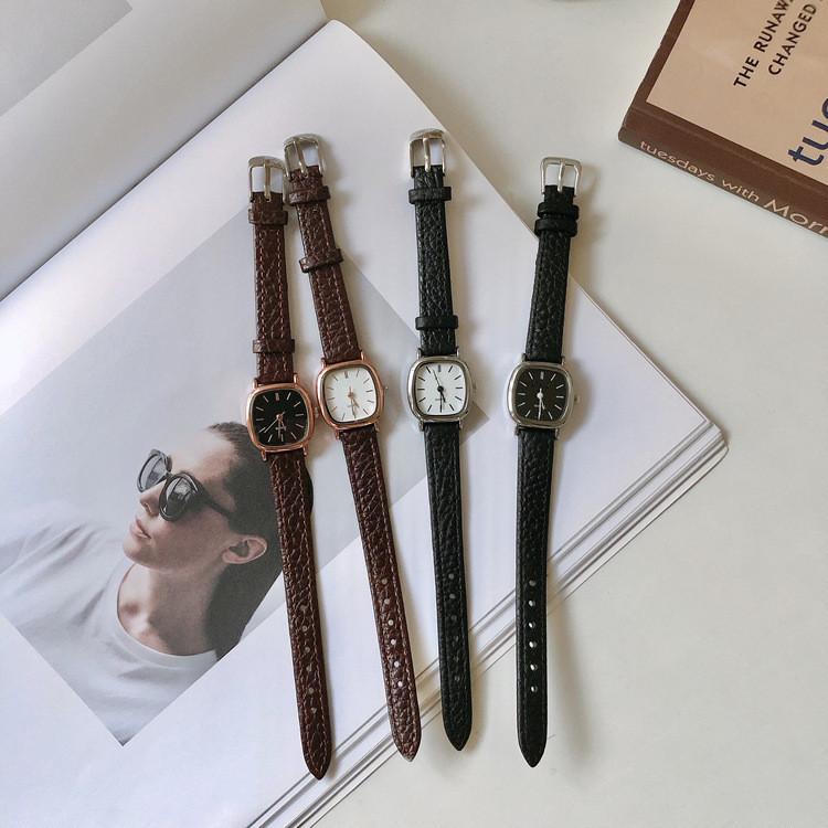 Product Introduction of Retro Brown Women's Watch Classic Waterproof Leather Watch 23