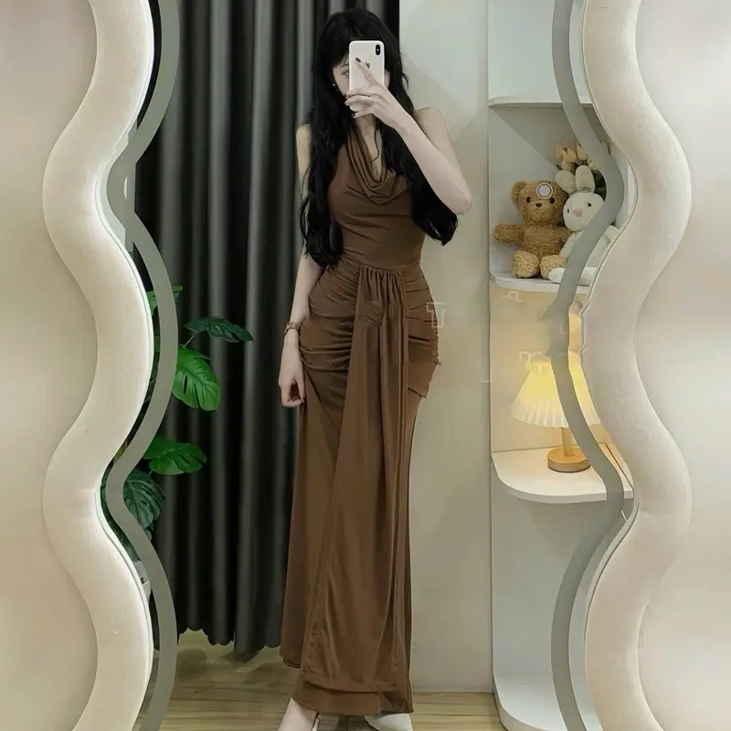 Đầm thiết kế yếm cổ đỗ xoè/ đầm yếm cổ đỗ maxi xoè 3