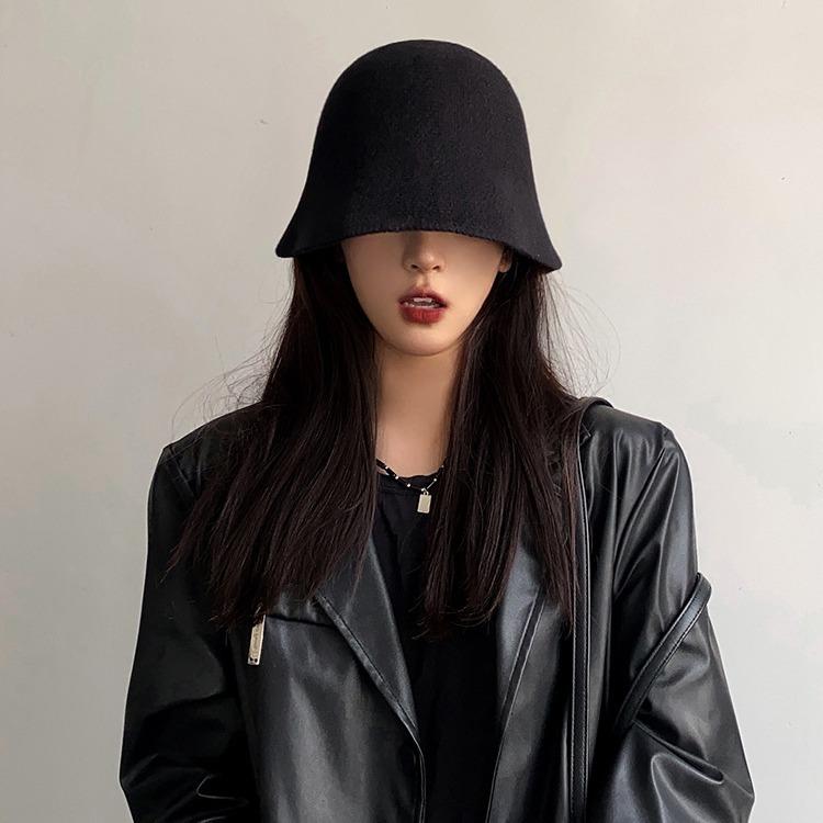 Product Introduction of Mũ Bucket Phong Cách Hàn Quốc Hệ Thống Nhật Bản Làm Cho Khuôn Mặt Trông Nhỏ Hơn Mũ Mặt Nạ Dệt Kim Vải Tuýt Mũ Lưu Vực Nam Hat 3