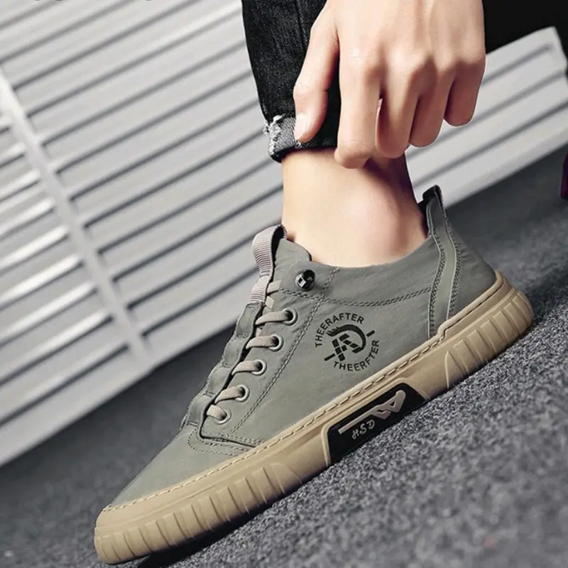 (Cod Bayar Di tempat) Sepatu Sneakers Slip On Pria Kasual Formal Informal Terbaru A-15  Shoes Fashion Korea Kekinian Traveling Outdoor Laki Laki Keren Canvas Sneaker Black 7