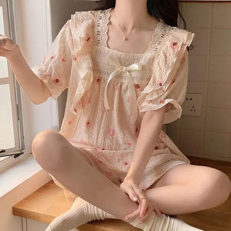 Product Introduction of Bộ đồ ngủ bằng vải bông mùa hè của phụ nữ Dễ thương Patrick Ngôi sao ngắn tay ren trang trí bong bóng Nếp nhăn Mục vụ Loungewear hai mảnh Áo 22