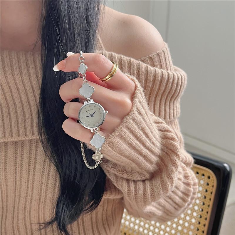 Product Introduction of Leaves Bracelet Woman Watch Elegant Exquisite Small Bracelet Wristwatch for Lady Girl ry 7