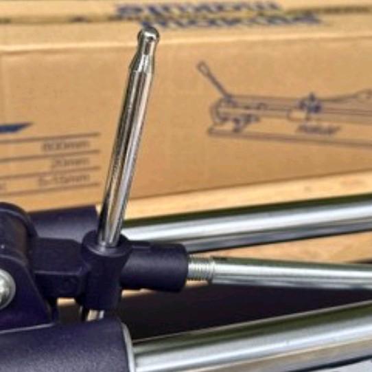 bàn cắt gạch 800mm 2 thanh 2 cần kèm theo 3 lưỡi cây bút 2