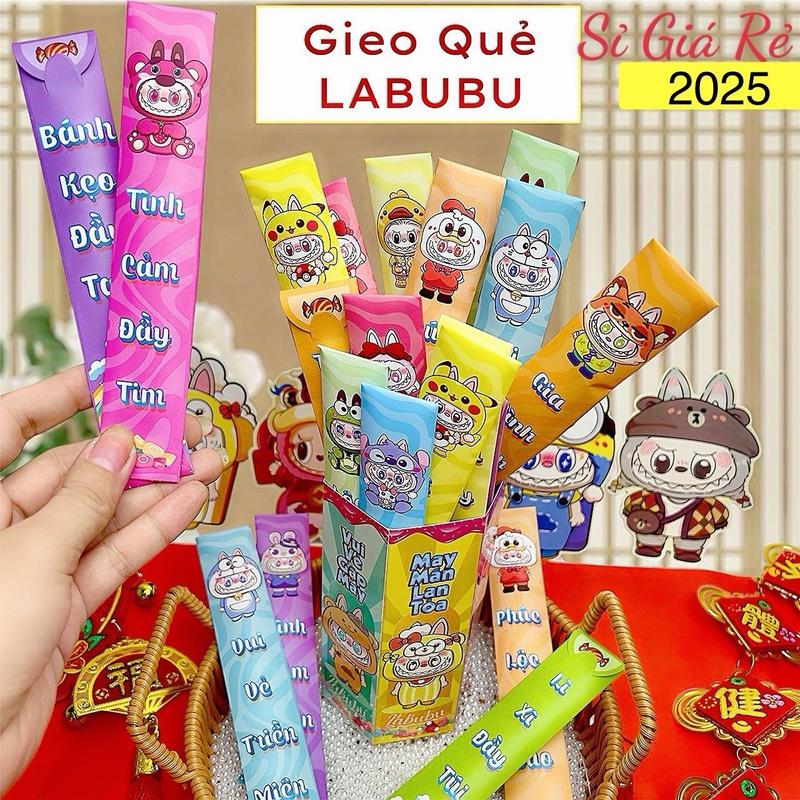 Bộ Gieo Quẻ LABUBU Siêu Hót - Bao lì xì sáng tạo mẫu mới năm 2025 (Bộ: 1 hộp và 12 Quẻ)