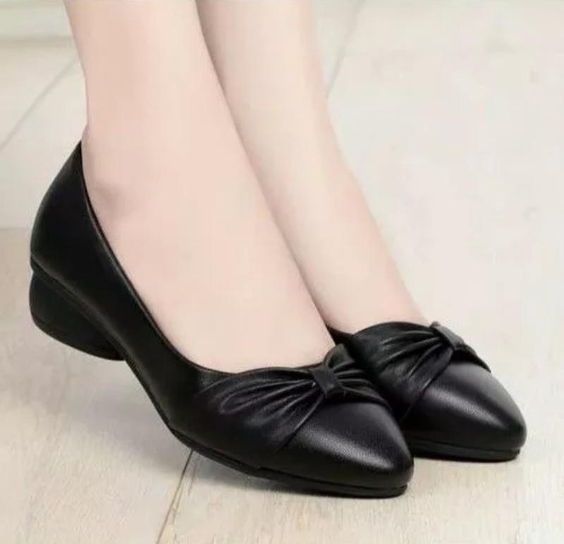 GIÀY BÚP BÊ NƠ NHỰA DẺO THOẢI MÁI ĐI MƯA FORM NHỎ TĂNG 1 SIZE Giày Bệt Nữ Shoes