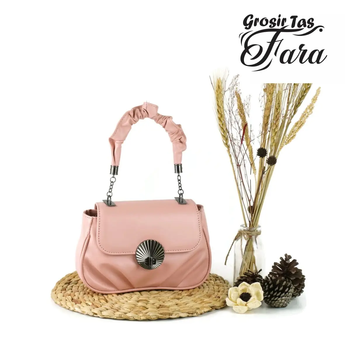 Tas Selempang Wanita Tipe 21 Pink ORIGINAL 100% Lucu Cantik Cewek OOTD Gemoy Trendi Simple Outfit Simple Kekinian Modern
