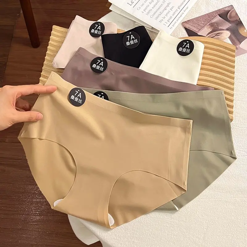 7A Seamless Summer Hot Ice Silk Underwear Ultra-Thin Cotton Crotch Antibacterial Internet Celebrity Women's Girl Briefs Underwear
