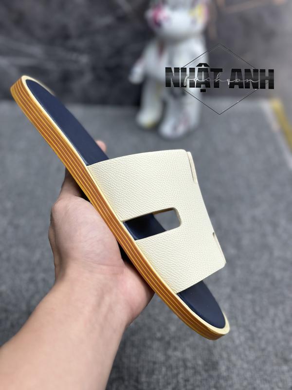 DÉP NAM - SC FORM LIKE AUTT -  FULLBOX - QUAI DA THẬT KEM BE DÀY 4 LI - ĐẾ FIPP SƠN VIỀN ĐEN Đế Bằng Sandal Caro DéP Cao Su Chống Trơn Đồng Slipper