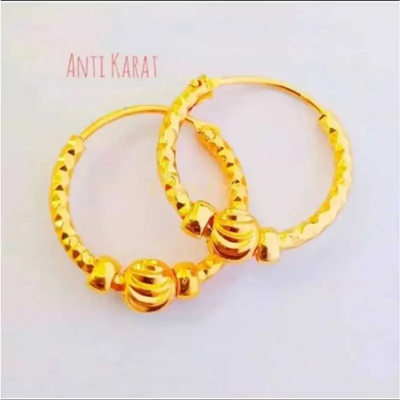 perhiasan gipsi pentol ukir anak, aksesoris fashion anting titanium anti karat . Cantik 1